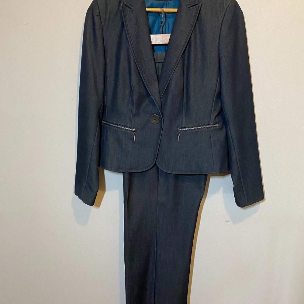 Stretch Denim "Work to Evening Pant Suit" w Cropped jacket,Size 10